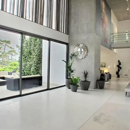 Villa Contemporaine, Golf And Sea, De Gamme, Vue